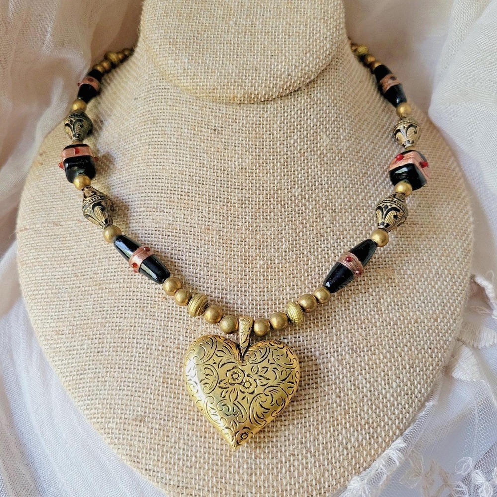 Vintage 80s Art Glass Beaded Necklace Brass Heart Black‎ Red Boho Whimsigoth